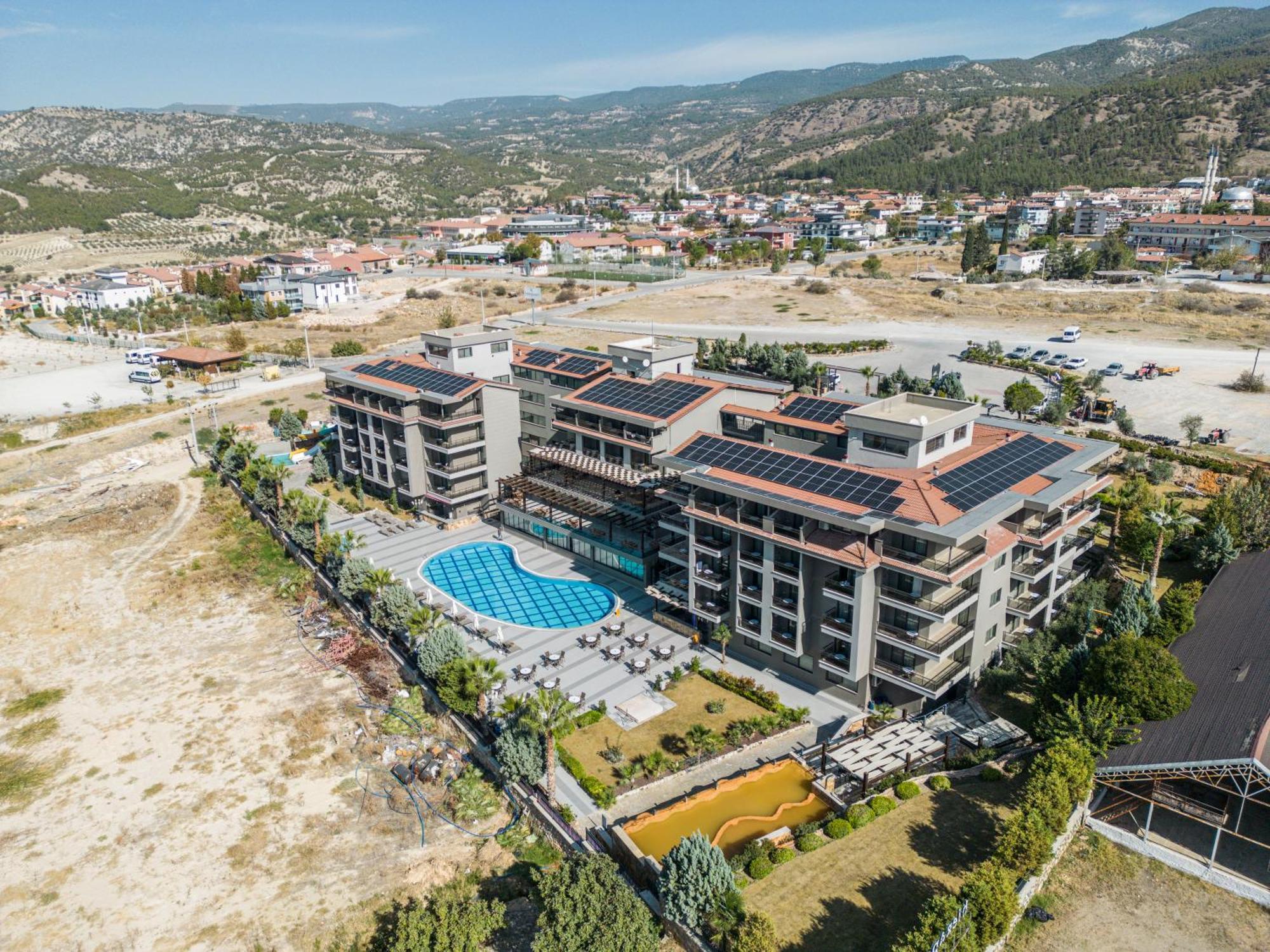 Готель Hierapark Thermal & 5*